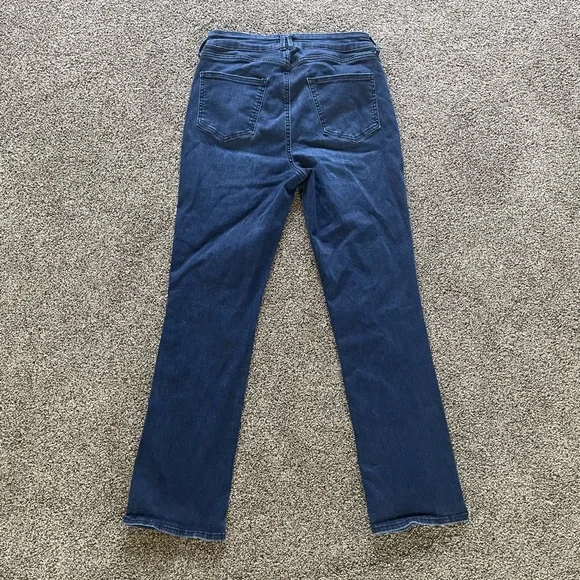 NYDJ Curve Shaper Marilyn Straight Jeans in Underground Wash, Size 8 - Picture 11 of 14